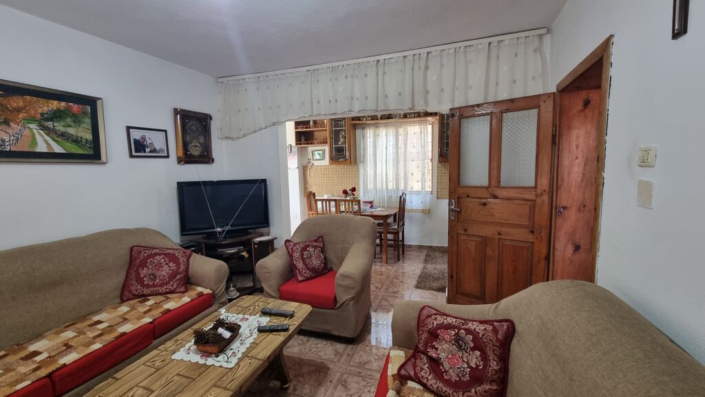 Jepet me qera Apartament 2+1, Babrru