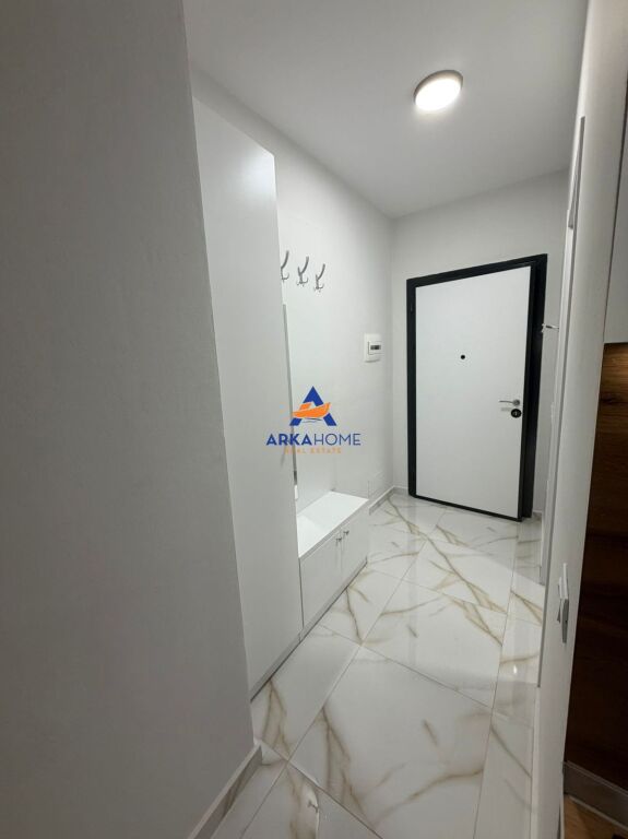 AFFITTASI APPARTAMENTO "TEK AURA,LAPRAKE" 420 EURO