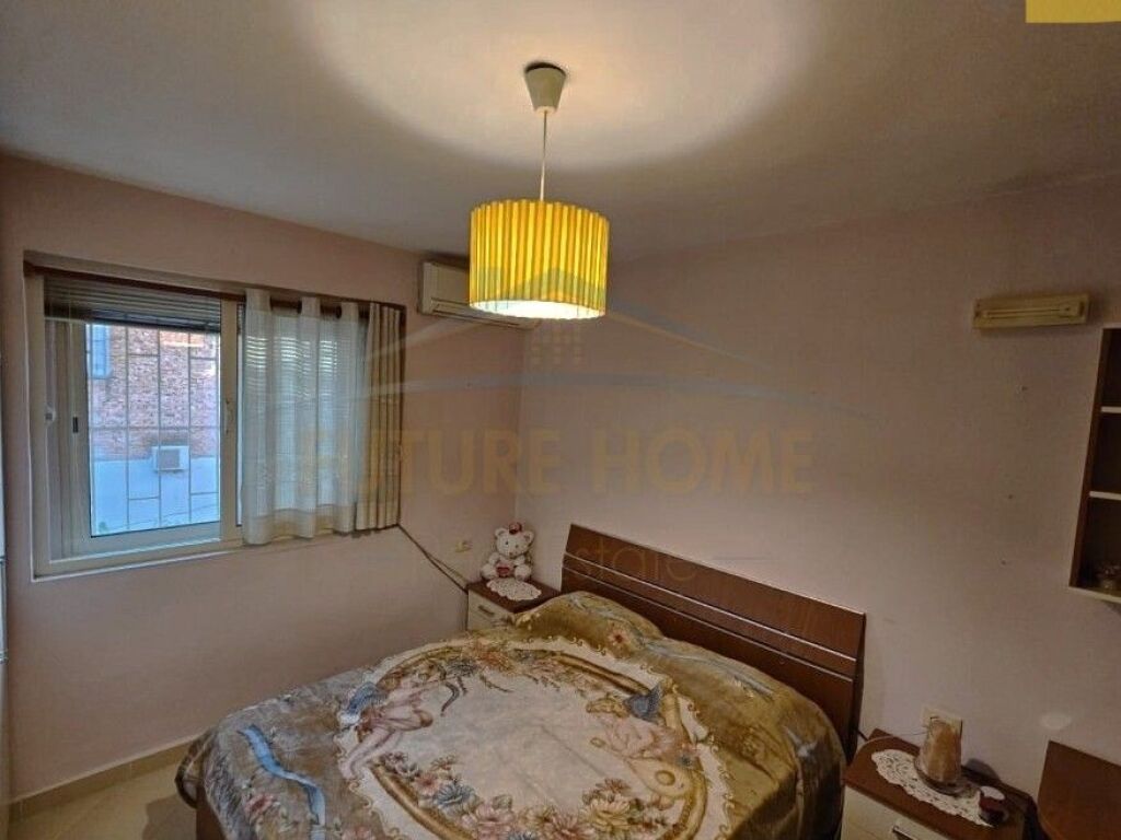 Qera, Apartament 2+1, Stadiumi Dinamo, Tiranë.