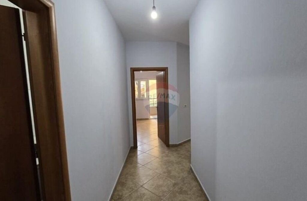 Apartament - Për Shitje - Rruga Rrapo Hekali, Tiranë(ID: 530411001-1325)