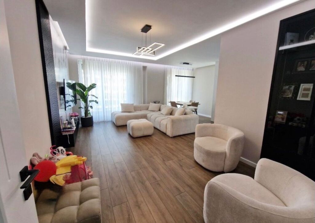 Apartment 3+1 +2 +3 Parking Space for Rent – Aviation Field