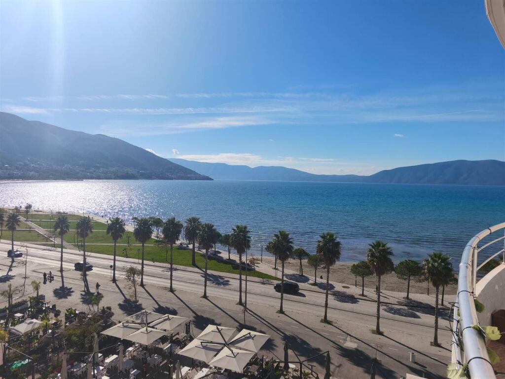 Super Apartment 2+1 Lungomare Vlore