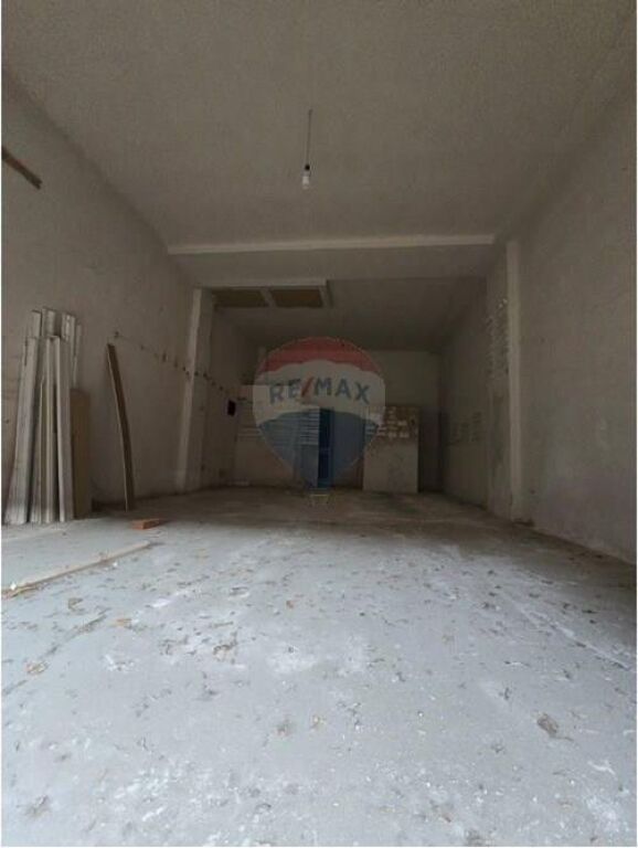🚗 In vendita 4 garage – Skele, Vlorë