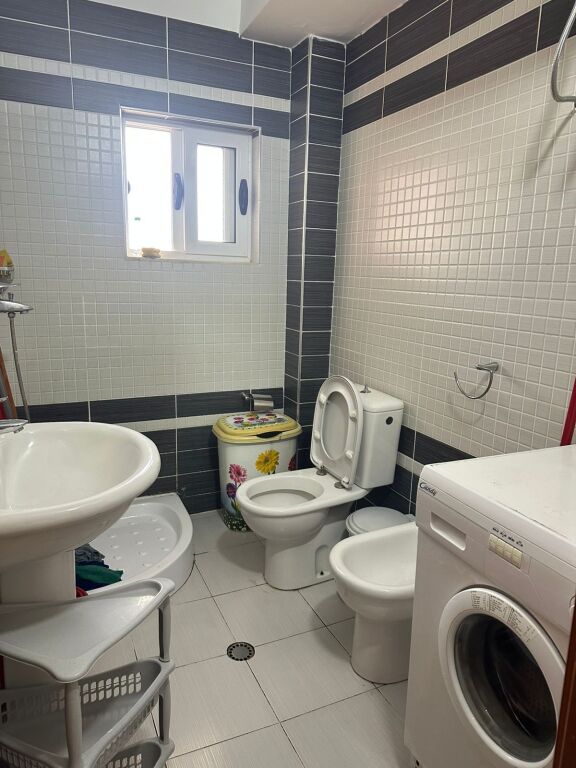 Jepet me Qera Apartament 2+1 – Katrori, Allias