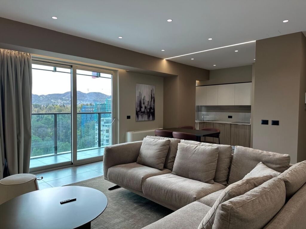 Apartment 2+1+2 with parking at Ambasador 3