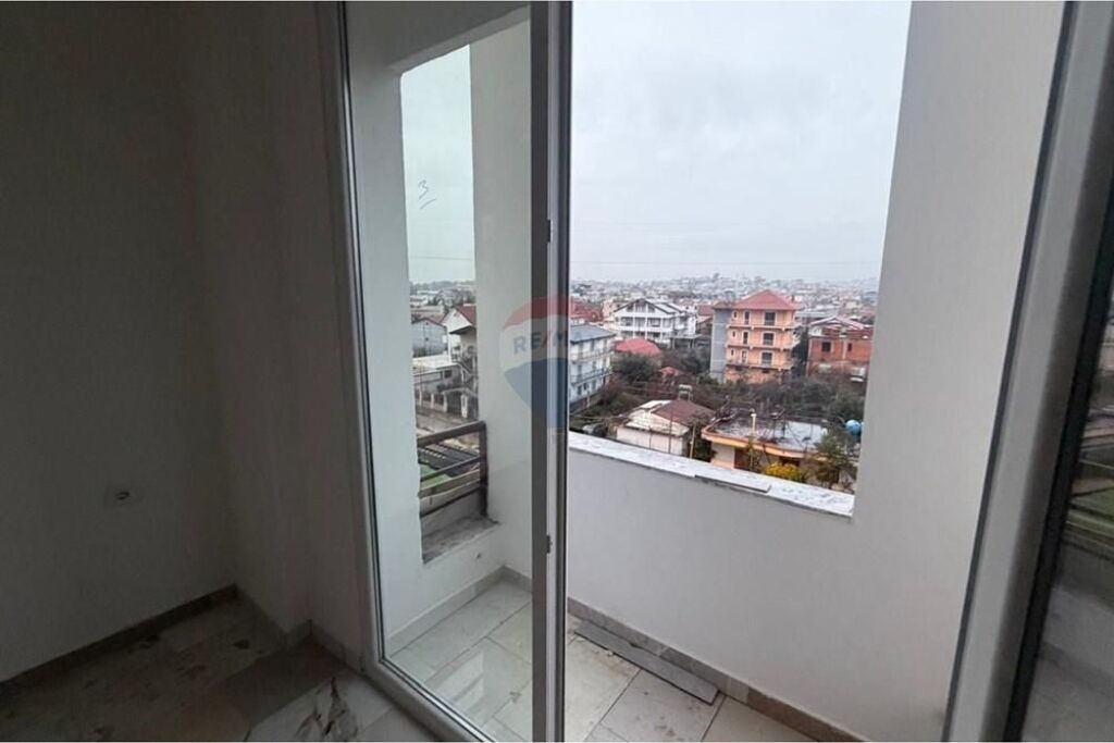 Appartamento - In Vendita - Palazzi Gialli, Tirana(ID: 530551001-377)