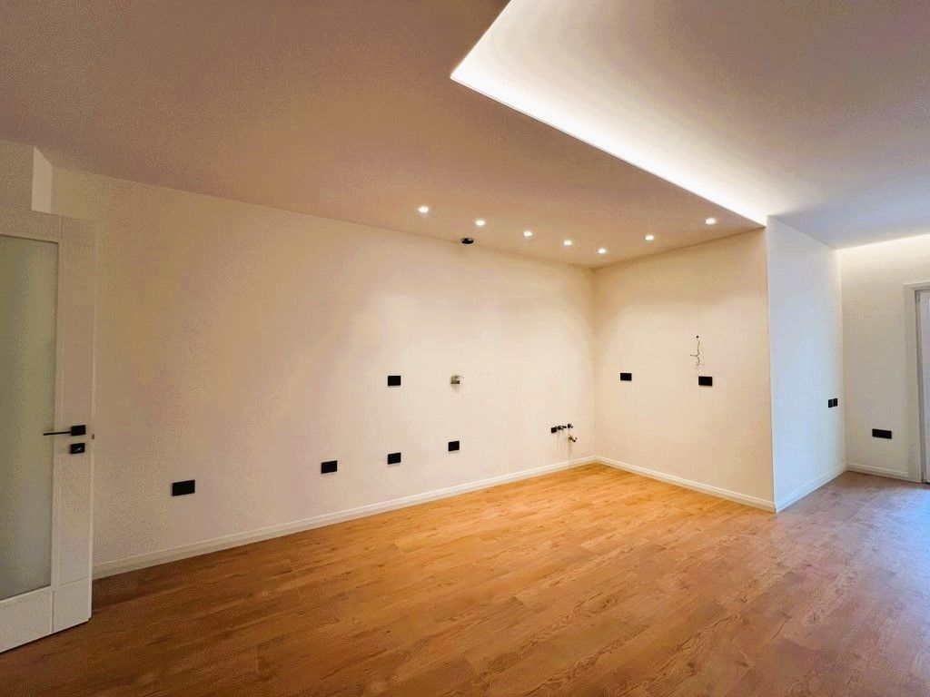 Appartamento 2+1+2 in Vendita ad Astir – 110 m²
