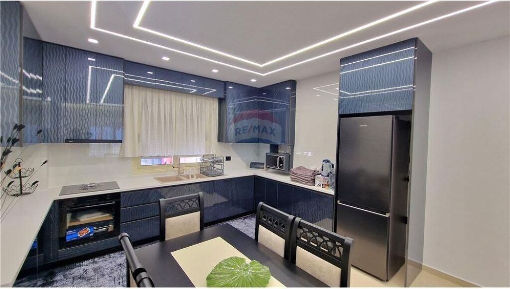 🌊🏡 Appartamento 2+1 in Affitto a Lungo Termine – Lungomare, Vlora