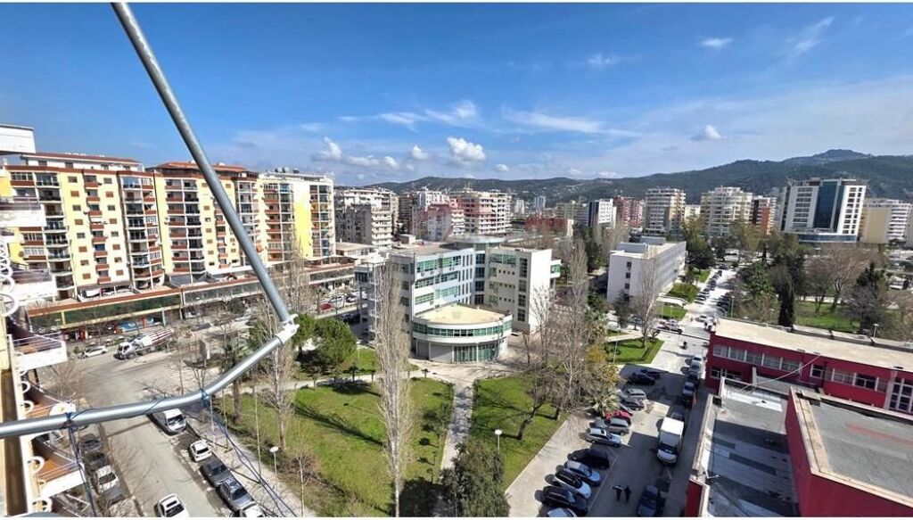 🌊 Apartament Premium 1+1 për Shitje – Rruga e Portit, Vlorë
