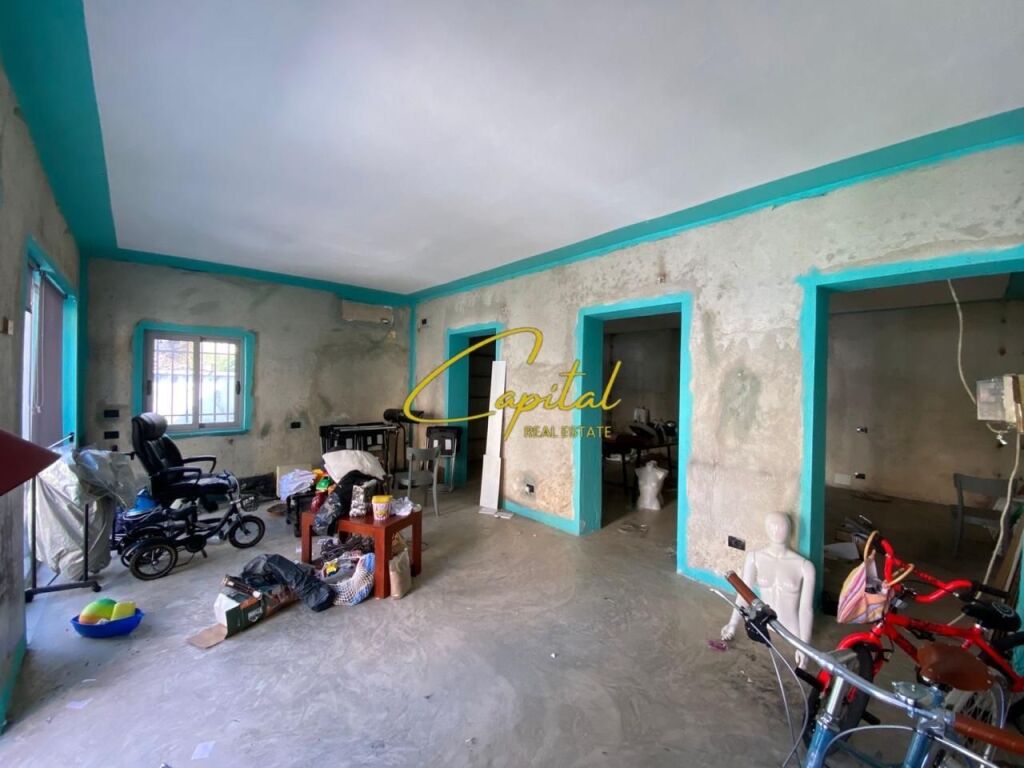 BUSINESS PREMISES FOR RENT 180 M2 FORMER BLOCK 1,500 EURO