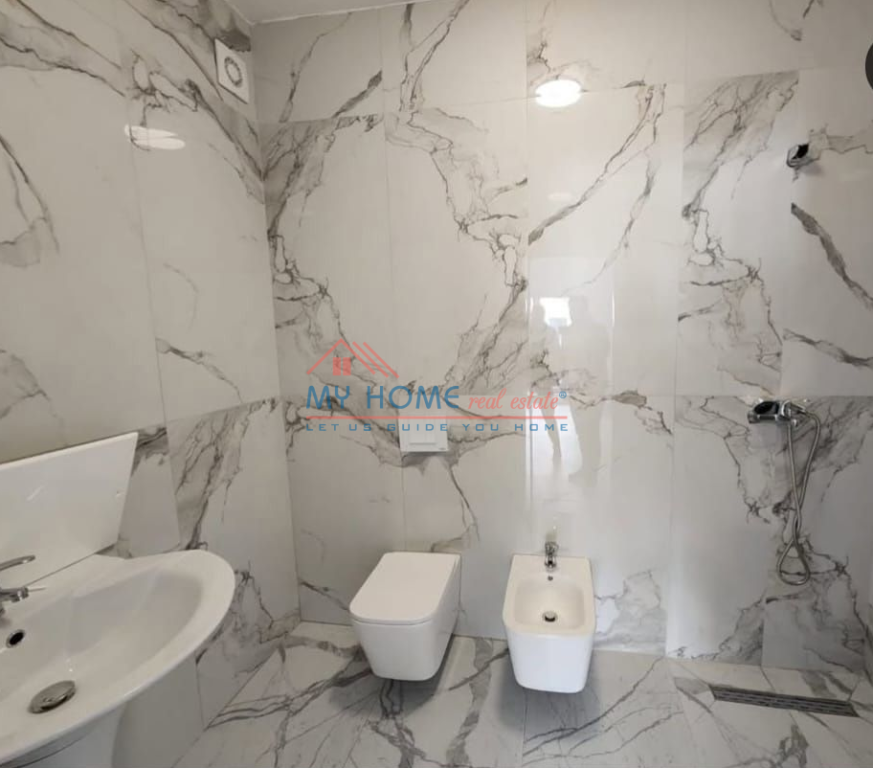 Ufficio in affitto a Zogu i Zi Tirane
