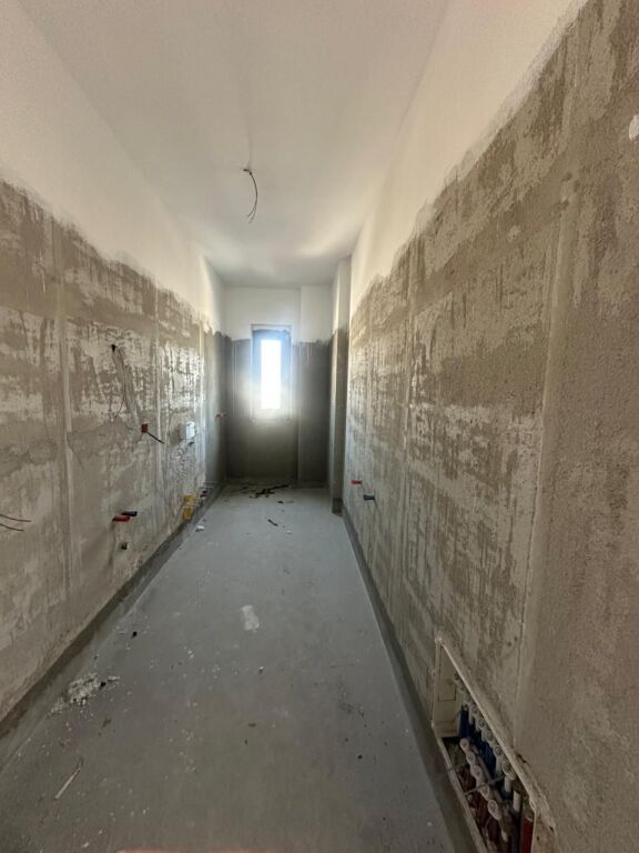 Shitet Apartament 1+1