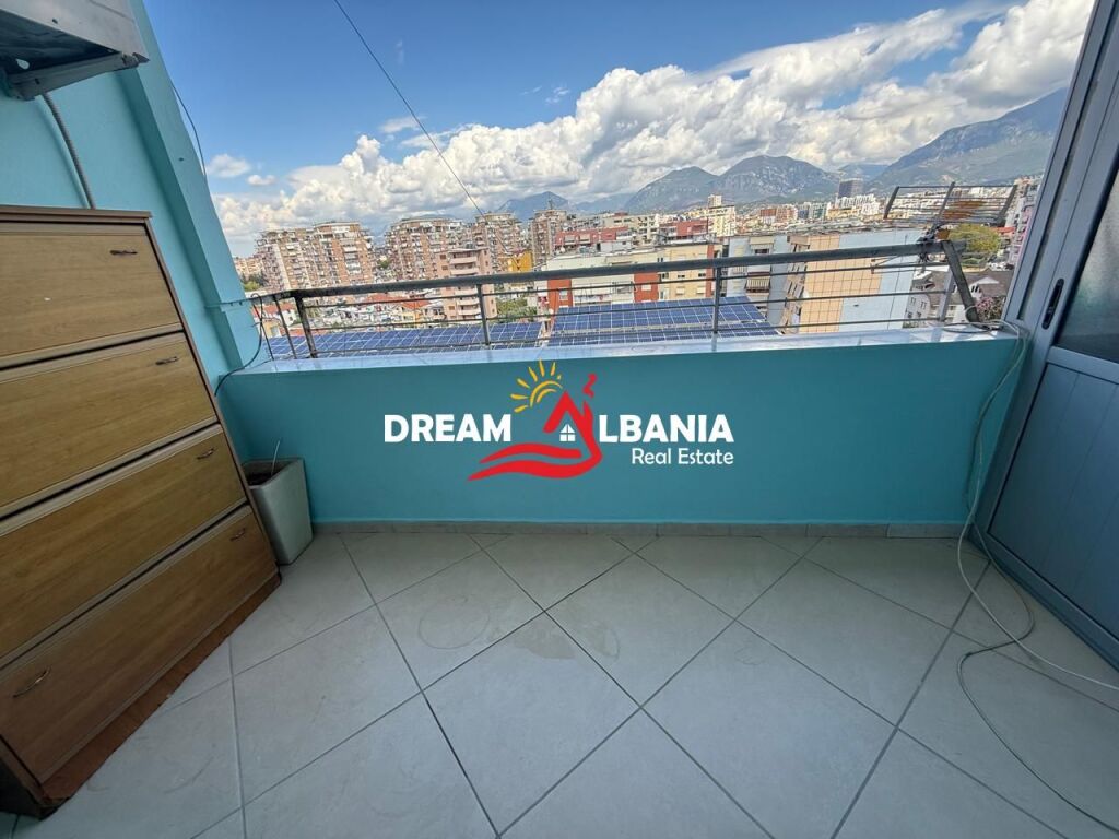 Apartament 2+1+2 me Qera tek Zogu i Zi prane Ring center (ID 42214237)