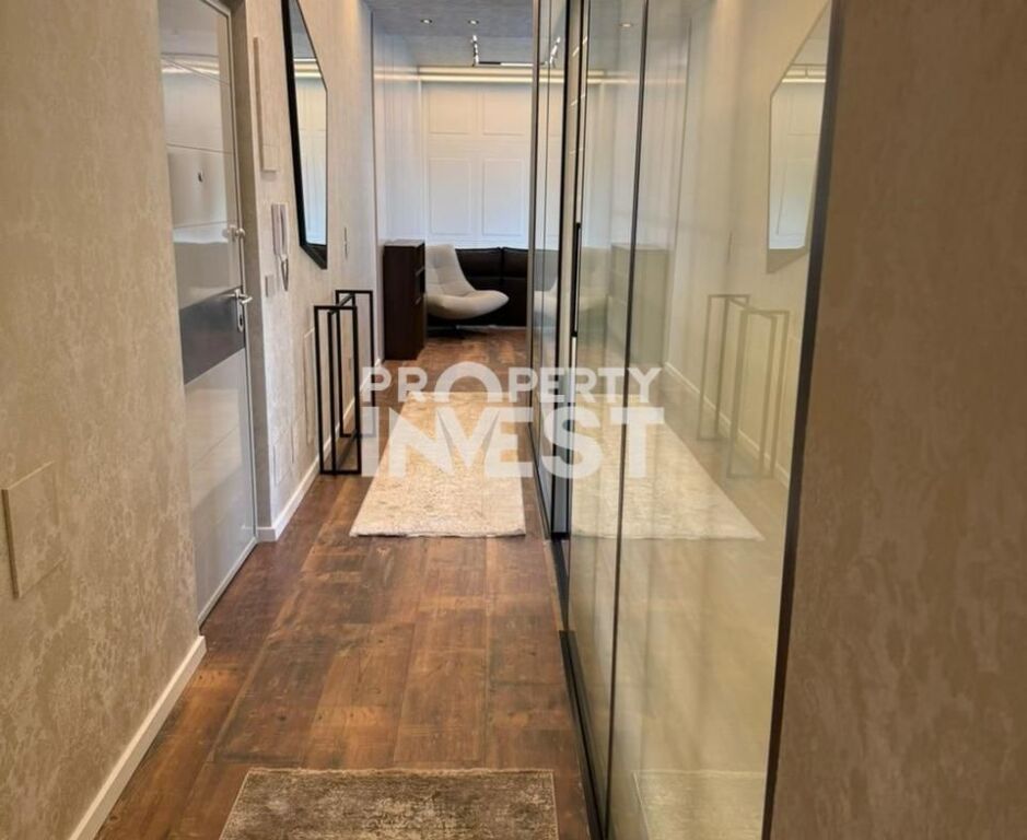 Shitet Apartament 2+1 Ambasador 3, rruga Elbasanit, stadiumi Air Albania