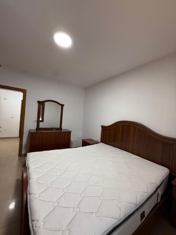🏠IN AFFITTO Appartamento 2+1 📍Vasil Shanto 🏷️Prezzo: 60.000 Leke/mese