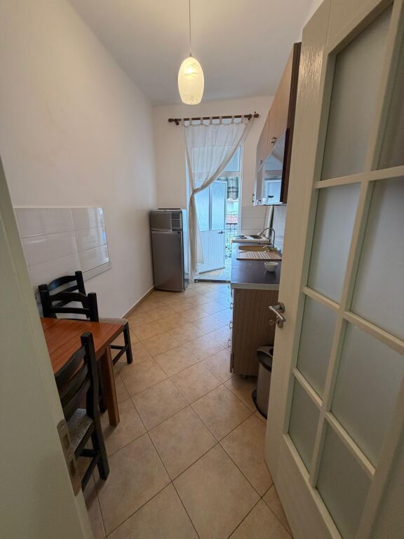 Appartamento 2+1, Via Durazzo!