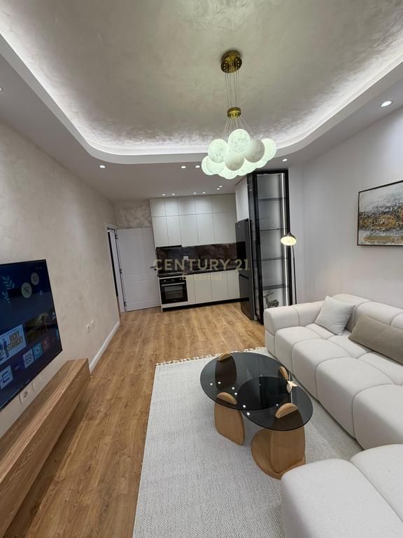 Apartament luksoz 1+1 per shitje ne Misto Mame, Yzberisht