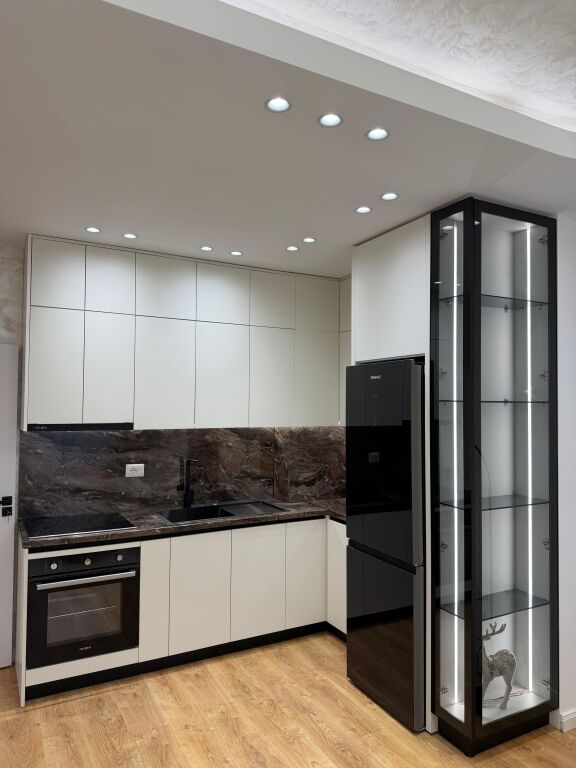 🏡 Shitet Apartament 1+1