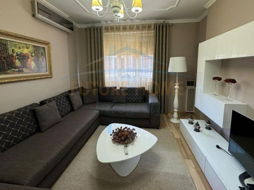 Rent, Apartment 2+1, Former Electric Market, Tirana..