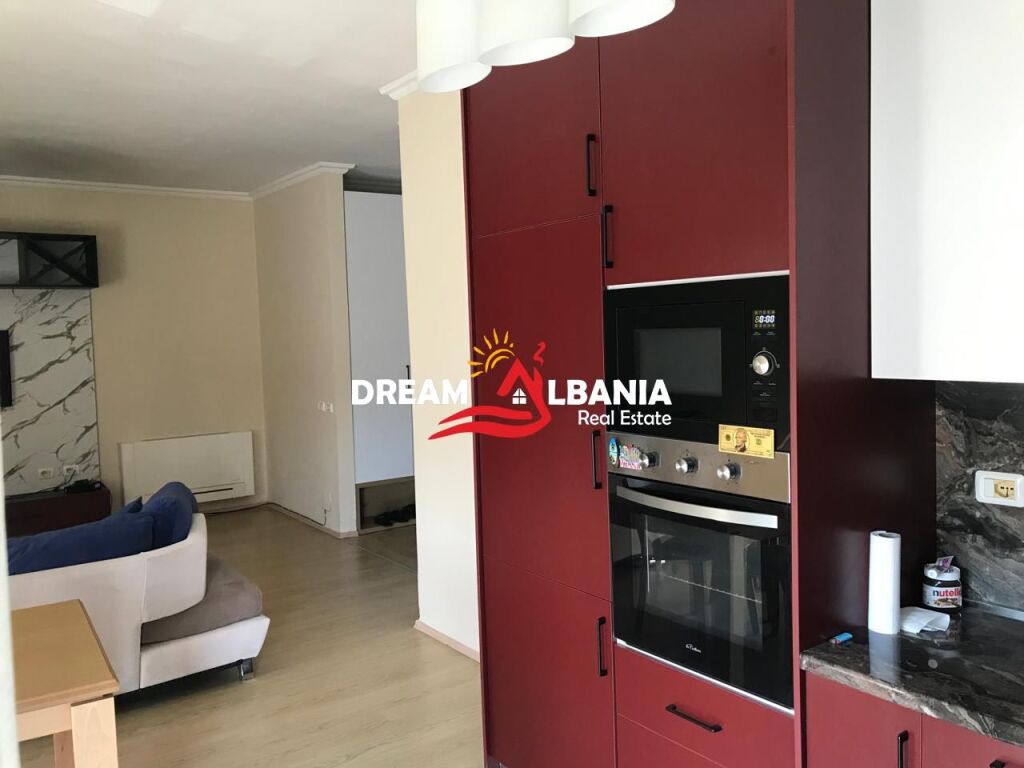 Jepet me qera apartament 2+1+2 tek Liqeni i Thate prane Restorant Mir Zoti (ID 42215497)