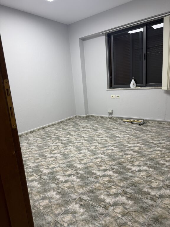 Office space near Xheko Imperial