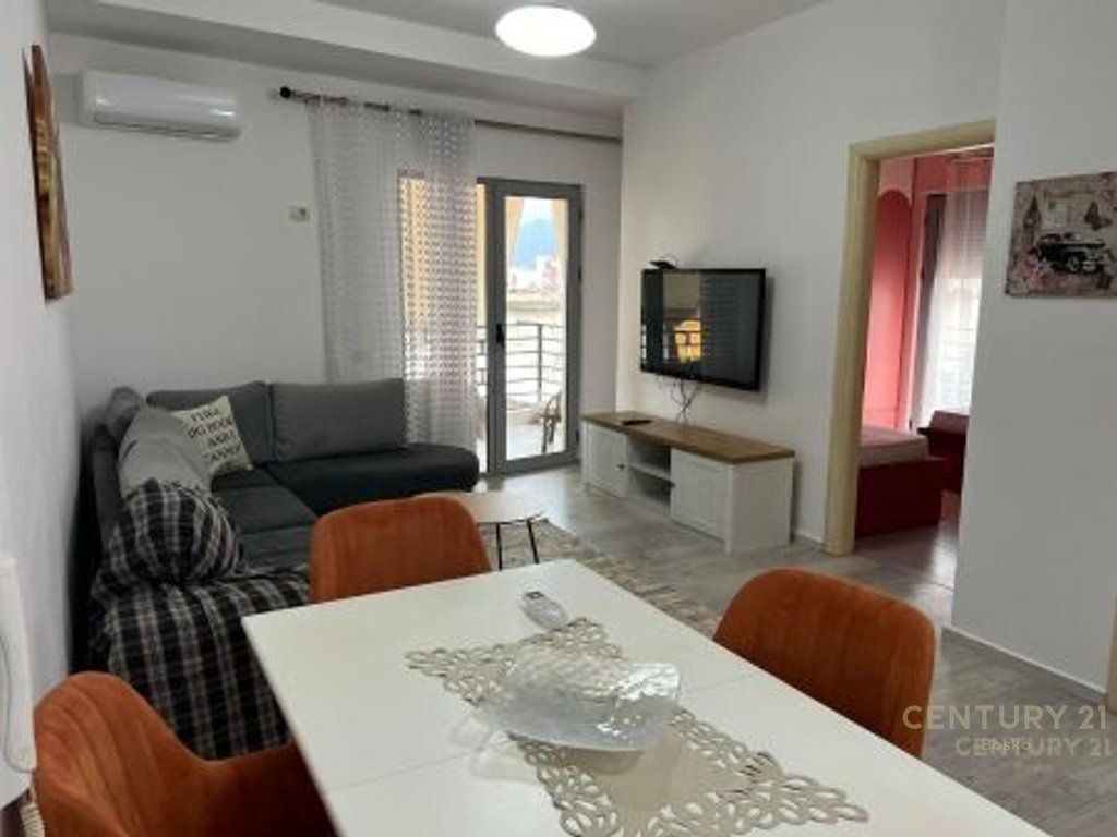 Affitto, Appartamento 2+1, a Pazari i Ri, Tirana!