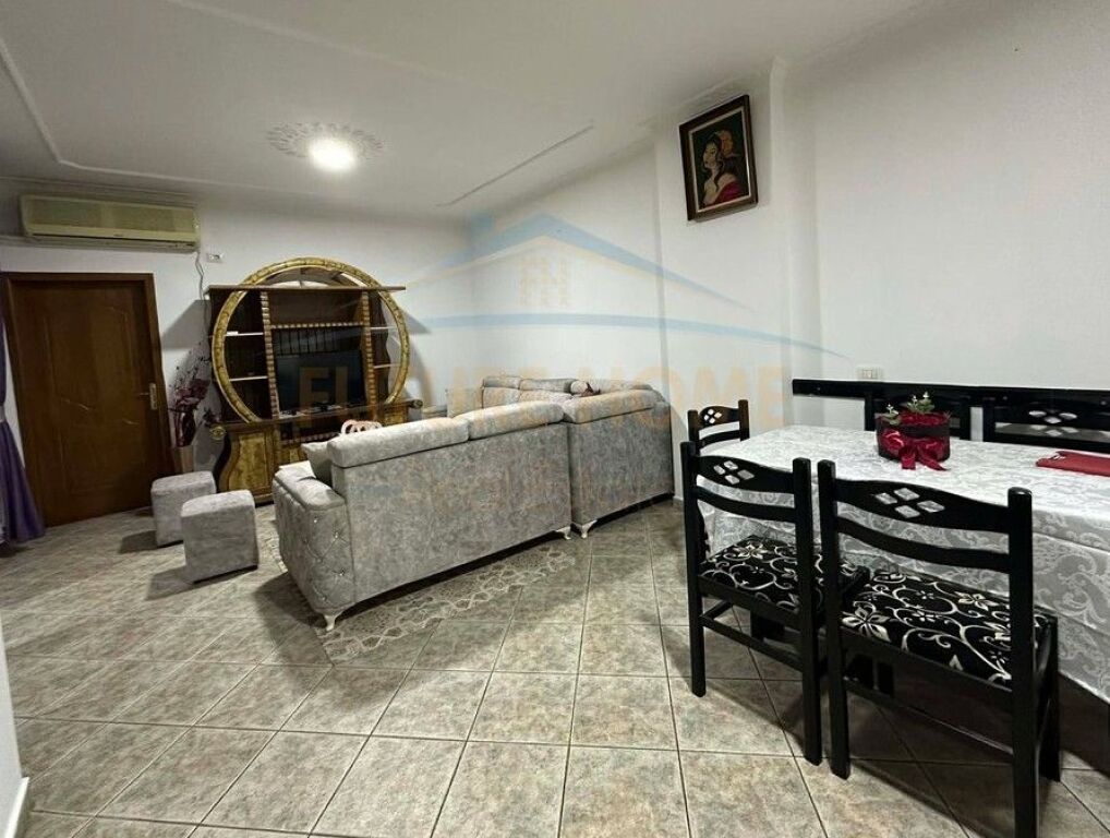 Rent, Apartment 2+1+2, Unaza e Re.