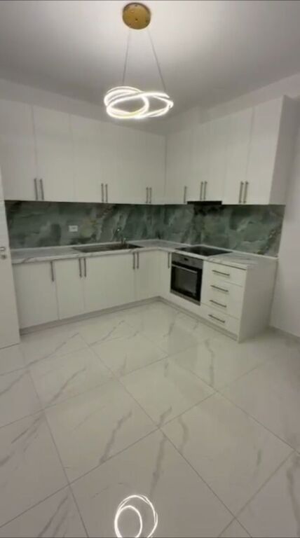 APARTAMENT ME QERA 1+1