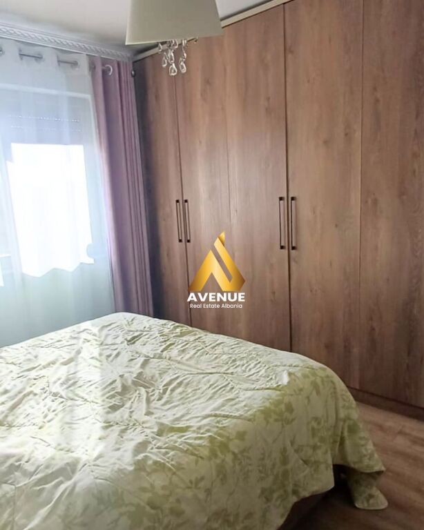 Shitet Apartament 1+1 i Mobiluar Pranë Spitalit Ushtarak,Tiranë