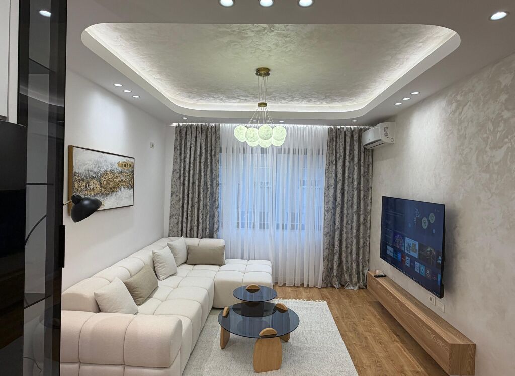 🏡 Shitet Apartament 1+1 – Misto Mame, Yzberisht