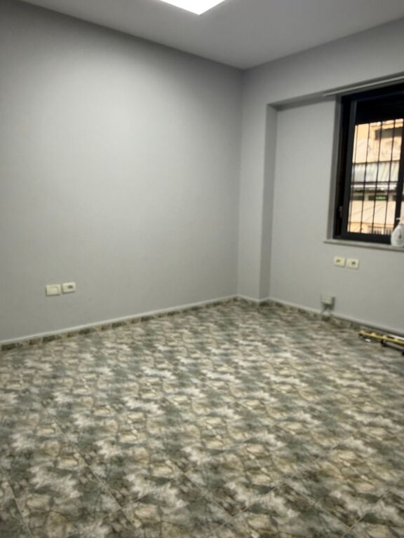 Office space near Xheko Imperial
