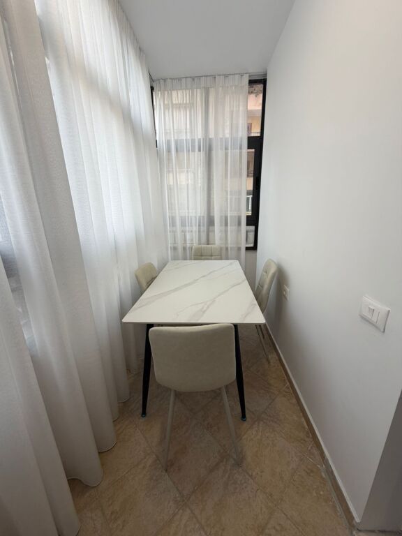 1+1, luxury furnished, municipality of Parisi in Lulishtja, 550 euros