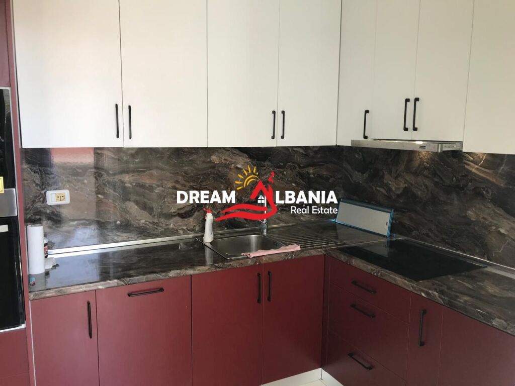Jepet me qera apartament 2+1+2 tek Liqeni i Thate prane Restorant Mir Zoti (ID 42215497)