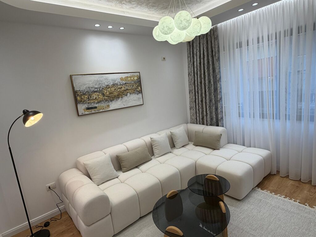 🏡 Shitet Apartament 1+1