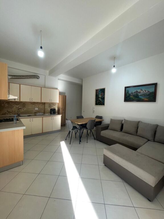🏡 Apartament 2+1 me qira – Kopshti Botanik