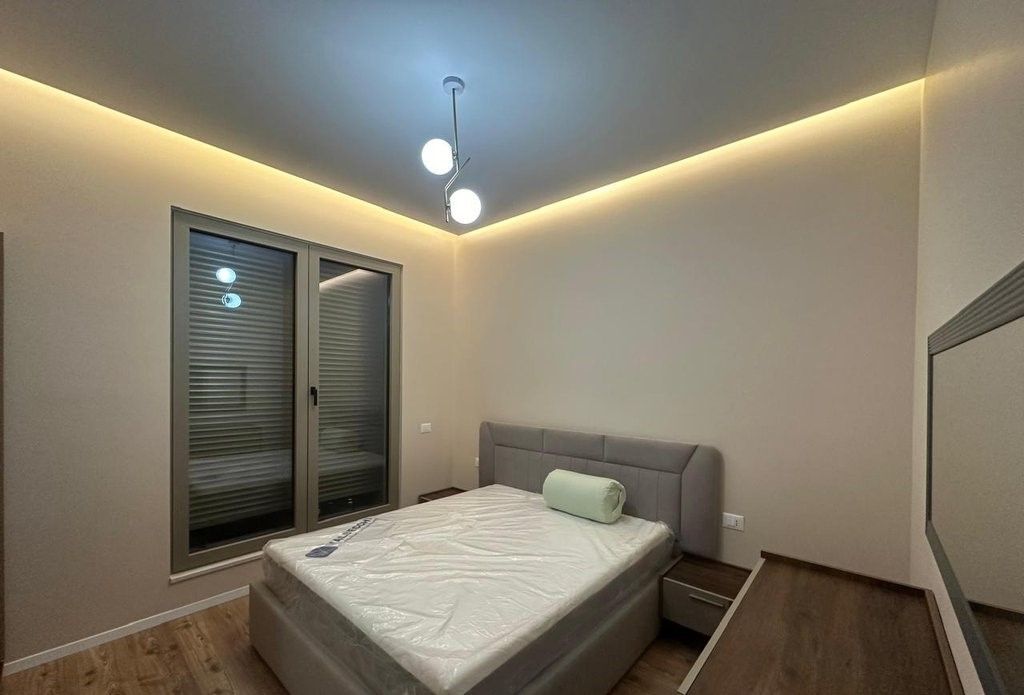 We rent a newly furnished 2+1 apartment near the New Bazaar!