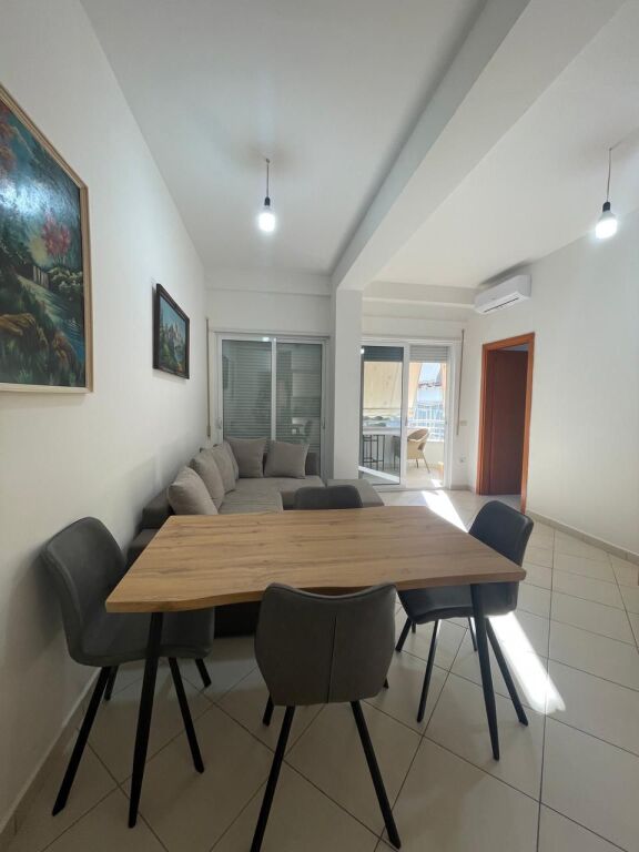 🏡 Apartament 2+1 me qira – Kopshti Botanik