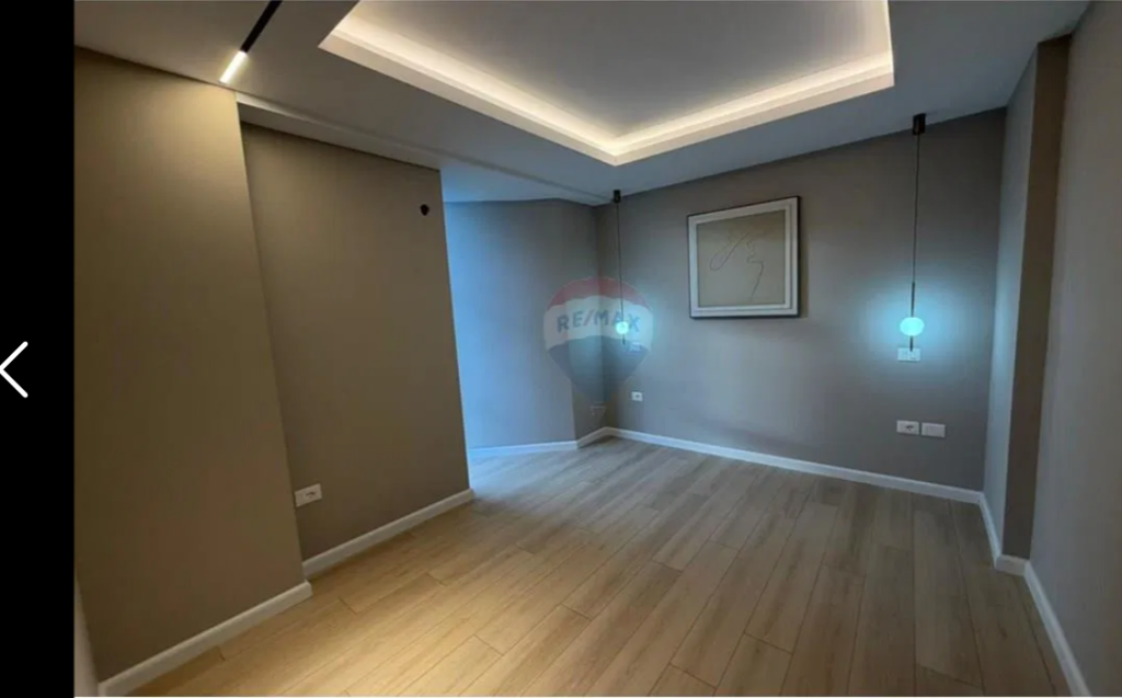 Appartamento in vendita 2+1+2 veranda presso Ekspozita