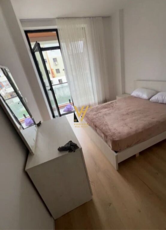 JEPET APARTAMENT 2+1+BLK ME QIRA TE STACIONI I TRENIT 700 EURO
