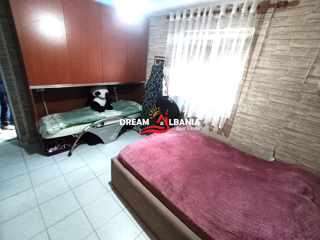 Shitet Apartament 1+1 ne Rrugen Siri Kodra  ( ID 4119469 )