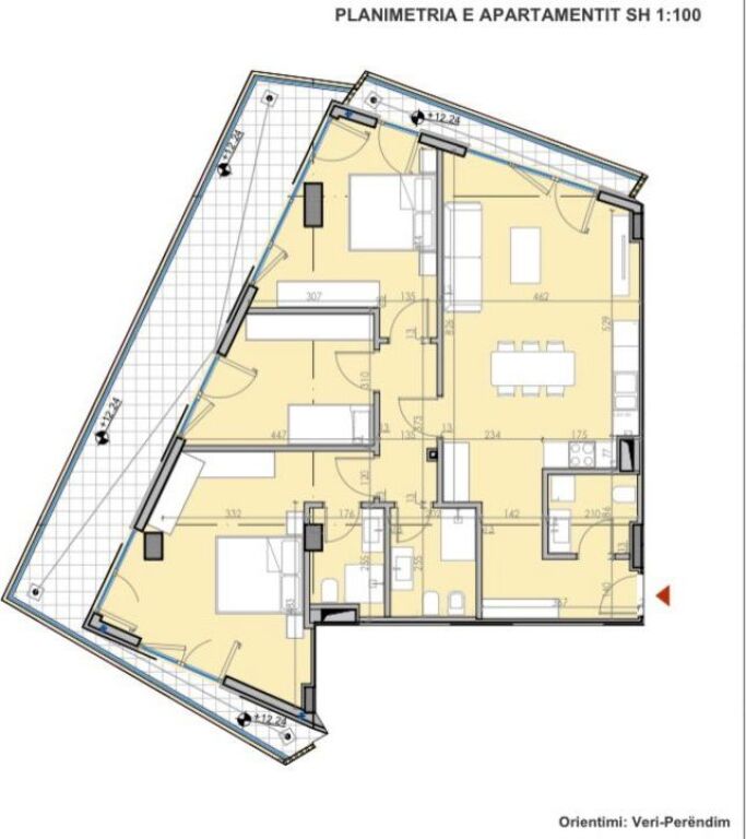 Appartamento 2+1+2 con posto auto in vendita presso Gradient Residence, nella zona del Lago Vuoto, Tirana, con una bella vista sul Lago di Tirana. 🏡