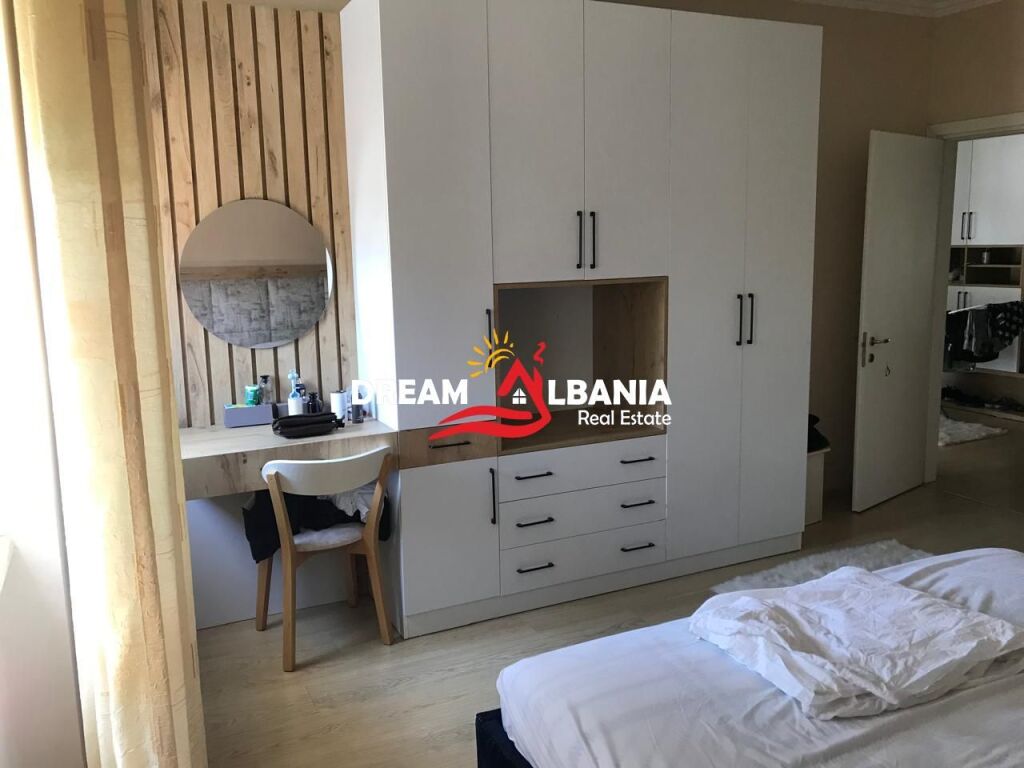 Jepet me qera apartament 2+1+2 tek Liqeni i Thate prane Restorant Mir Zoti (ID 42215497)