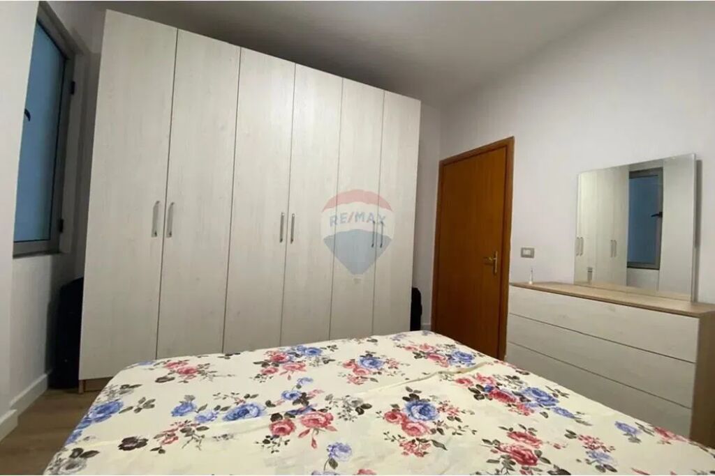Apartament Me Qera 1+1 Tek Vila L ,Astir
