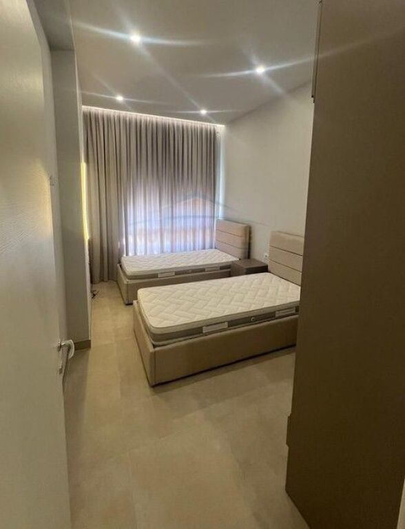 Affitto, Appartamento 2+1+2+Posto Auto, Ex Dogana, Tirana..