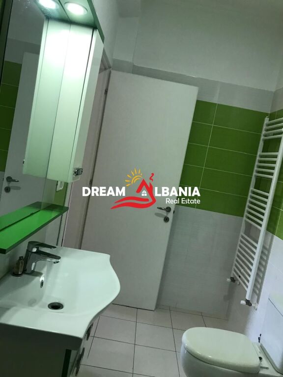 Jepet me qera apartament 2+1+2 tek Liqeni i Thate prane Restorant Mir Zoti (ID 42215497)