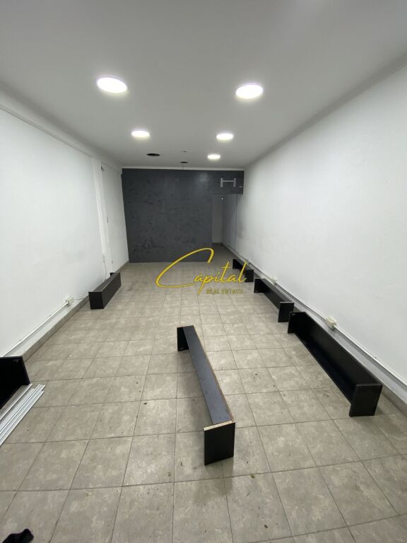 SHOP FOR RENT 70 M2 PARIS COMMUNE 60,000 LEKE