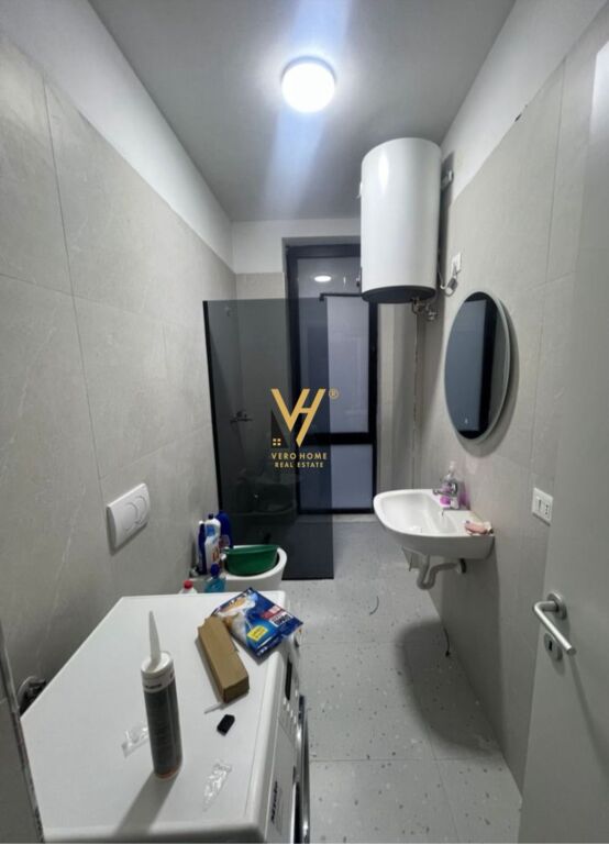 JEPET APARTAMENT 2+1+BLK ME QIRA TE STACIONI I TRENIT 700 EURO