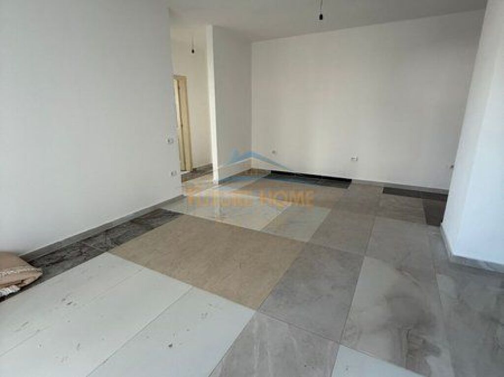In vendita, Appartamento 2+1+2, Casa Italia, Tirane.