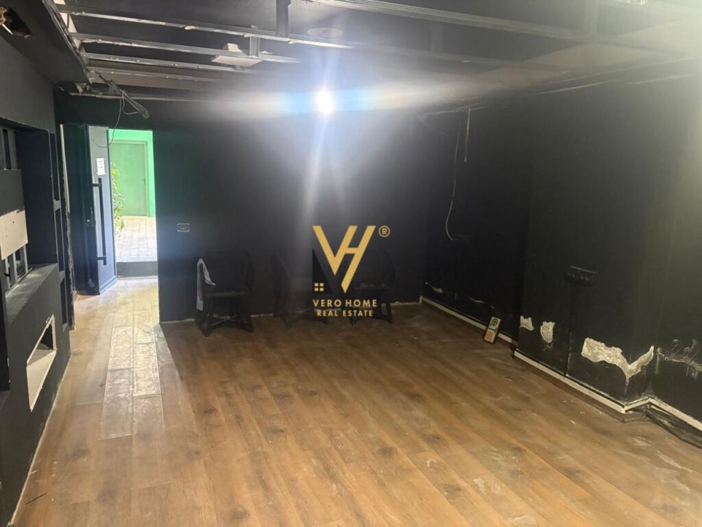 BUSINESS PREMISES 70 M2 FOR RENT AT THE PARIS COMMUNE 600 EURO