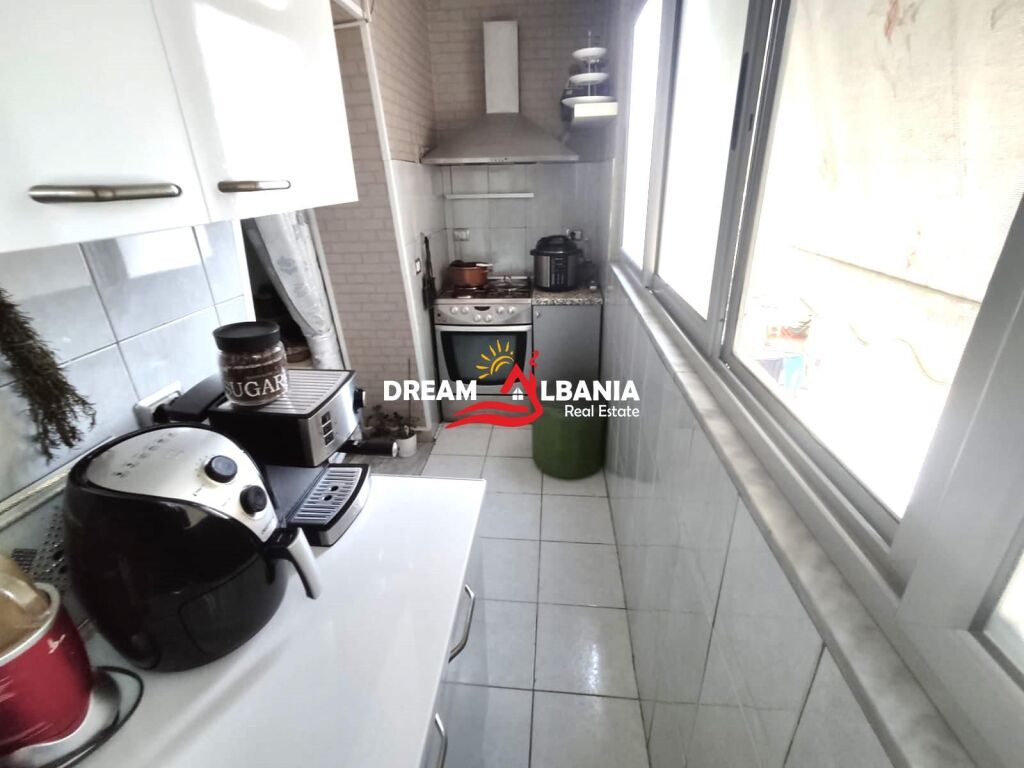Shitet Apartament 1+1 ne Rrugen Siri Kodra  ( ID 4119469 )